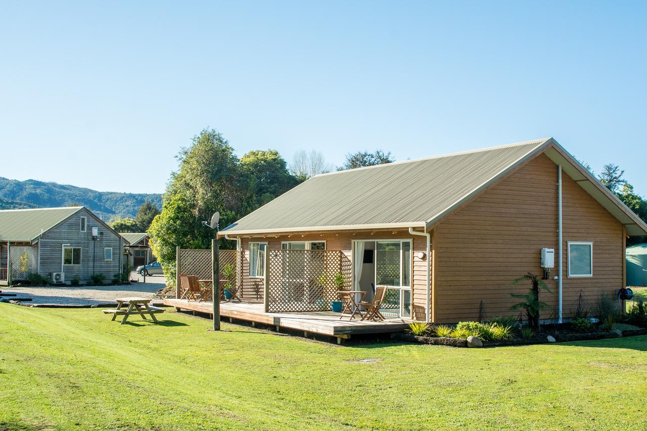 Abel Tasman Lodge Marahau Bagian luar foto