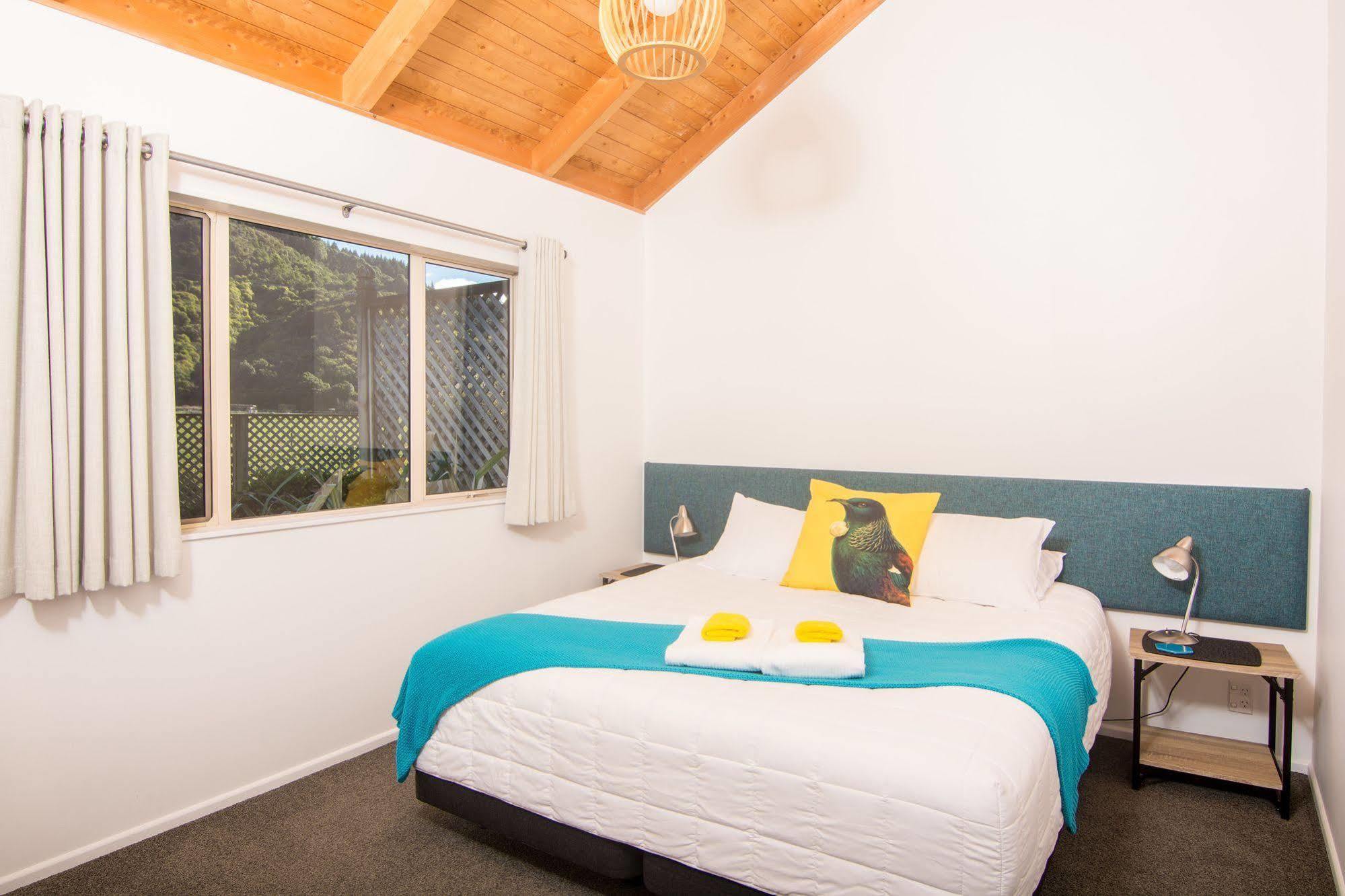 Abel Tasman Lodge Marahau Bagian luar foto
