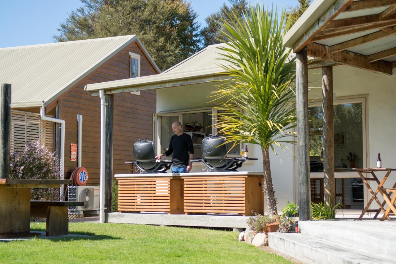 Abel Tasman Lodge Marahau Bagian luar foto